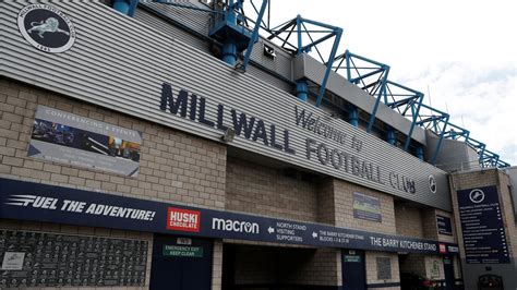 Millwall szurkolók egy utcai összecsapásban