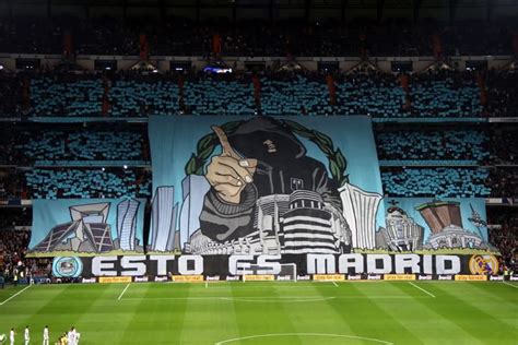 Real Madrid Ultras Sur szurkolói transzparens