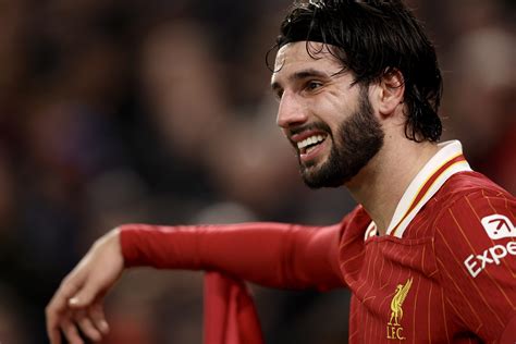 A Premier League logója és a bajnoki serleg