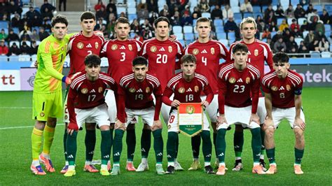 Arie Haan edzőként a kínai válogatott élén