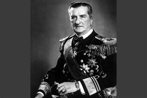 Horthy Miklós beszédet mond az 1935-ös főiskolai világbajnokság megnyitóján