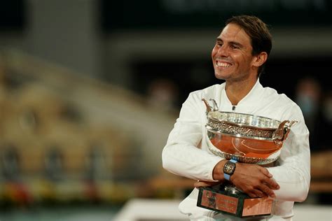 Rafael Nadal ünnepli a Roland Garros győzelmét
