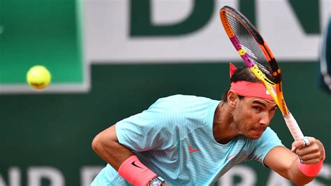 Rafael Nadal orvosi kezelés közben
