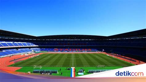 J1 League stadion belülről