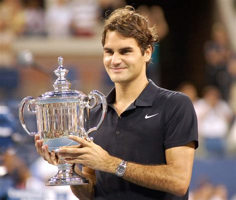 Roger Federer tenisz közben a 2007-es Hamburg Mastersen