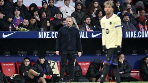 Atlético Madrid játékosok ünneplik a gólt a Barcelona ellen