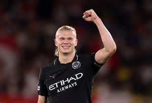 Erling Haaland gólt szerez a Manchester Derbyben