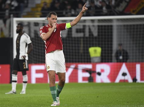 Szalai Ádám ünnepli a magyar válogatott első gólját a Puskás Arénában