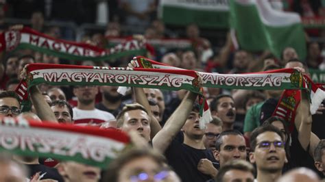 Illusztráció szurkolói verekedésről