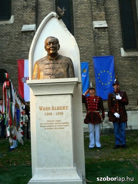 Wass Albert katonai egyenruhában