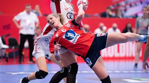 Heidi Löke, a norvég kézilabda-válogatott játékosa (Fotó: Eurosport)
