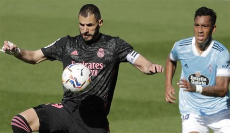 Karim Benzema ünnepli gólját a Celta Vigo ellen