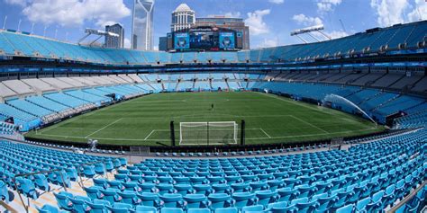 Modern MLS stadion, nézőkkel