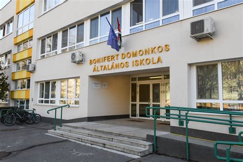 Dr. Bonifert Domonkos portréja