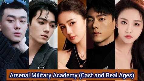 Főhősök az Arsenal Military Academy egyenruhájában