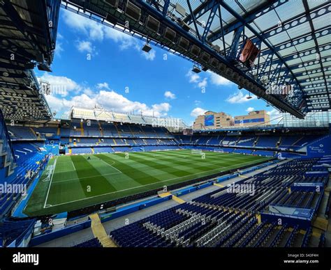 Stamford Bridge stadion látképe mérkőzés előtt