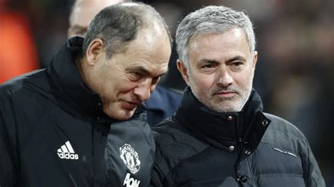 A Manchester United és a Chelsea egy korábbi, kiállításokkal tarkított mérkőzésének kulcspillanatai
