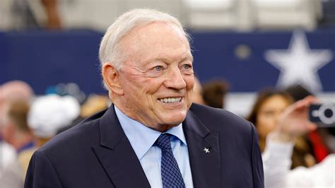 Jerry Jones portréja
