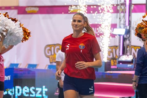 Bleicher Réka, a Vasas Óbuda új csapatkapitánya akcióban
