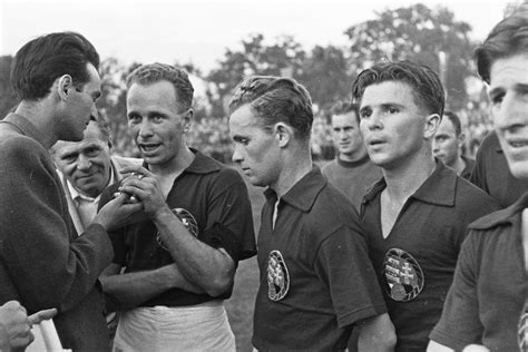A magyar futball iróniája és humora