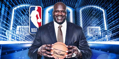 Shaquille O'Neal dominál a festékben