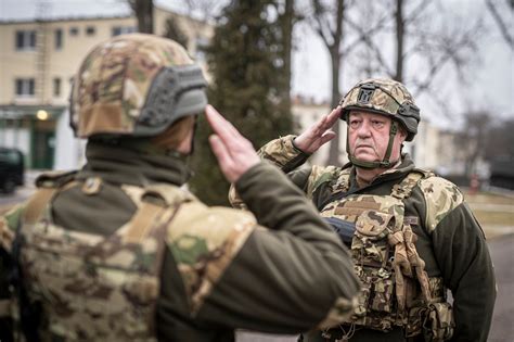 A sportszerűség és a tisztelet jelképe a sportpályán