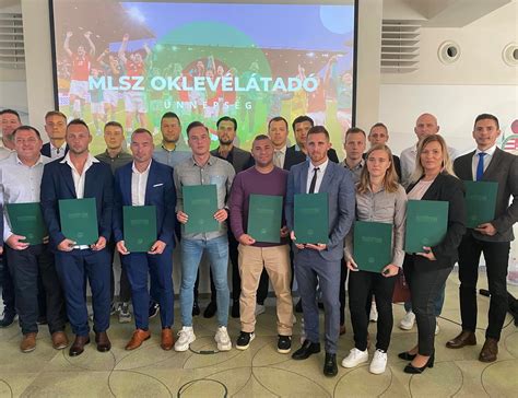 MLSZ edzőképzés oklevélátadó ünnepség Telkiben