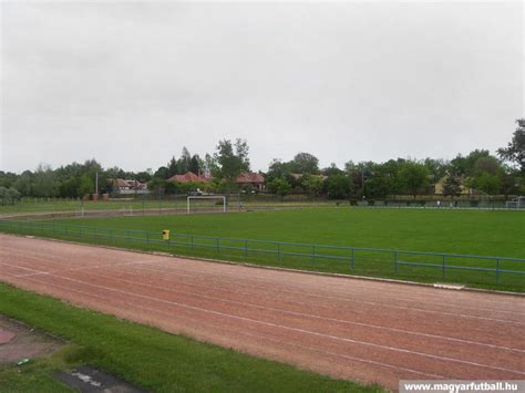 Bundzsák Dezső Városi Sportközpont stadion látképe