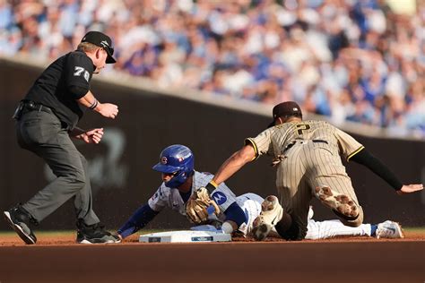 Baseballjátékos akció közben