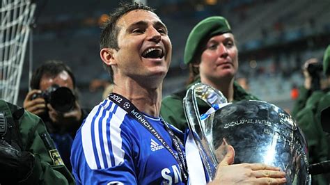 Emlékezetes Chelsea játékosok, mint Frank Lampard és John Terry