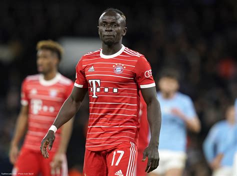 A Bayern München egyik főszponzora a Paulaner sör, Sadio Mané mégsem fog sört a fotózáson vallási okok miatt