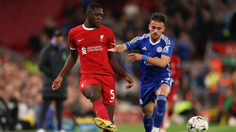 Liverpool vs Leicester City statisztikai infografika