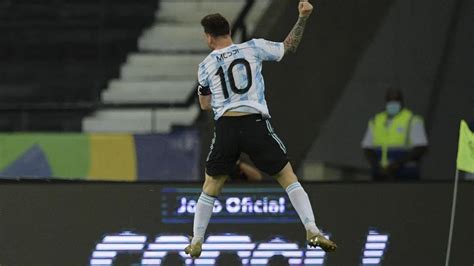 Messi szabadrúgásgólja a mérkőzésen