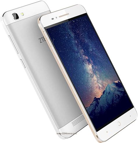 ZTE Blade A610 okostelefon elegáns arany és szürke színben