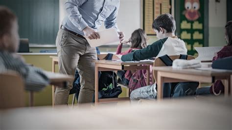 Tanár és diákok interaktív tanulási környezetben