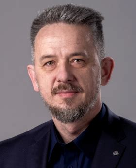 Kondor Tamás a kapuban
