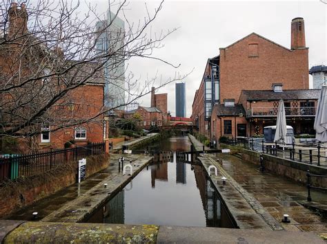 Manchester éjszakai élete a Canal Streeten