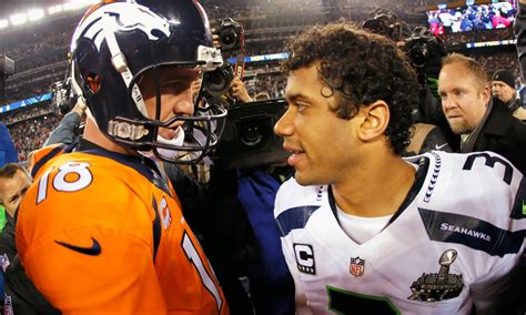 Russell Wilson és Peyton Manning a mérkőzés után