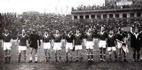 A Vörös Lobogó (korábbi MTK) csapata 1955-ben