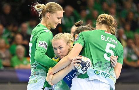 A győri csapat megpróbálja feltörni a Vardar védelmét a 2017-es BL-döntőn