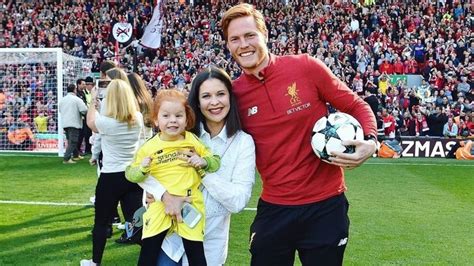 Bogdán Ádám egy mérkőzésen a Liverpool színeiben