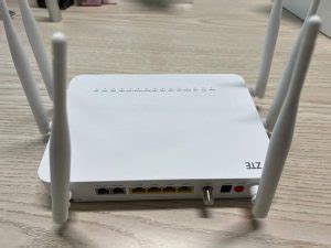 ZTE ZXHN F688 ONT eszköz képe