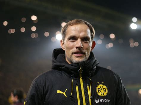 Thomas Tuchel, a Borussia Dortmund edzője a pálya szélén