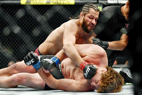 Jorge Masvidal és Ben Askren a ketrecben