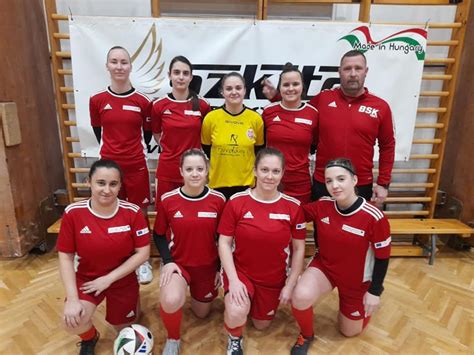 Az Algarve Kupa női labdarúgótorna logója