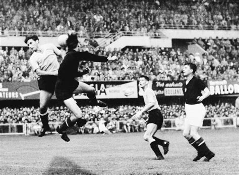 Az 1954-es magyar-uruguayi mérkőzés