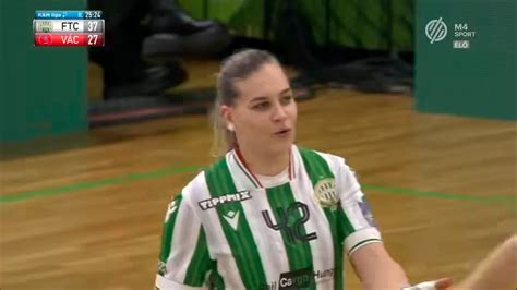 Klujber Katrin akcióban, Ferencváros mezben