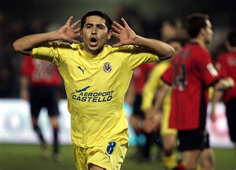 Juan Román Riquelme, a Villarreal irányítója