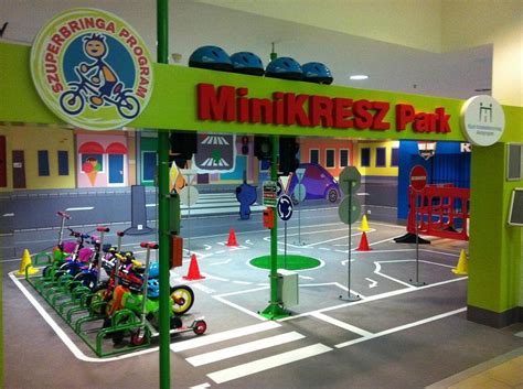 Mobil KRESZ pálya gyerekeknek