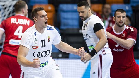 Dabasi Réka ünnepli gólját a mérkőzésen